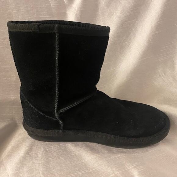 Koolaburra by Uggs Womens Size 7 Black Suede Sheepskin Fur Short Warm Boots - Picture 2 of 5